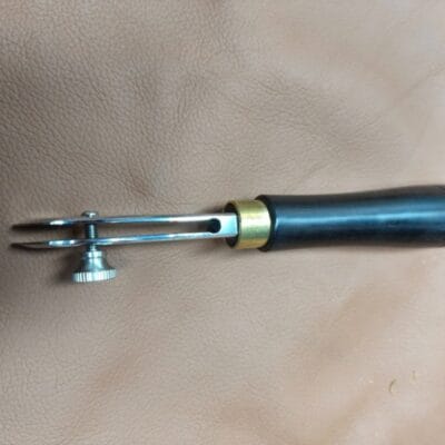 Leather edge creaser tool side profile