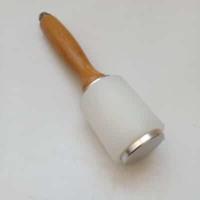 Kevin Lee basic leathercraft maul – close-up of striking head