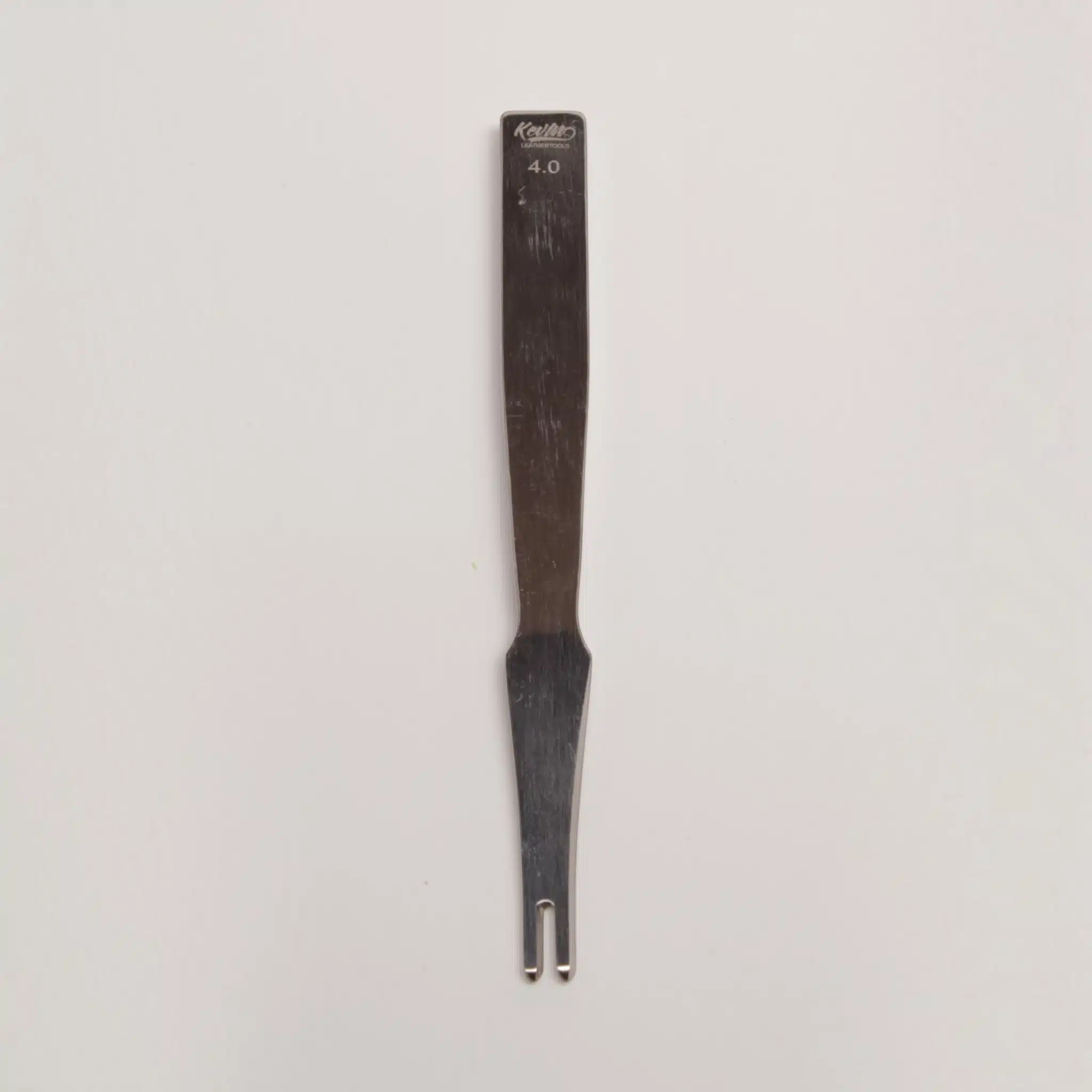 Kevin Lee 4mm diamond iron, 2-tooth, individual view