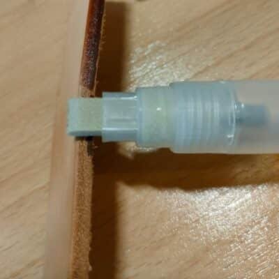 Kevin Lee leather edge dye container pen with an 8mm flat applicator tip